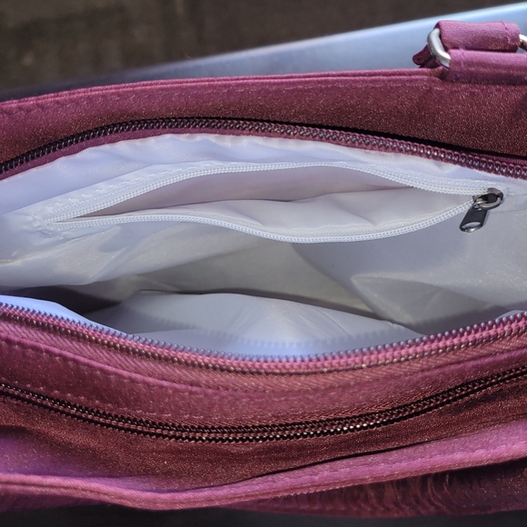 Handbag - Picture 3 of 4